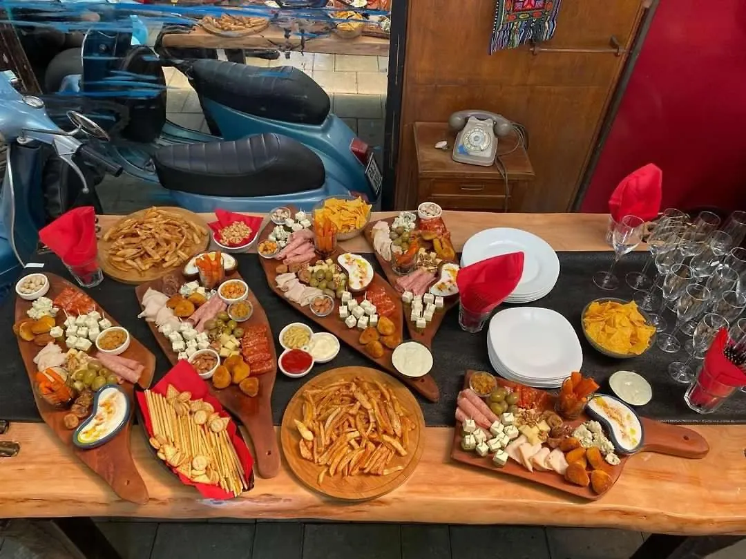 Divina Hostel Tirana Albania