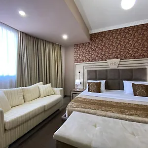 Deluxe Tiran